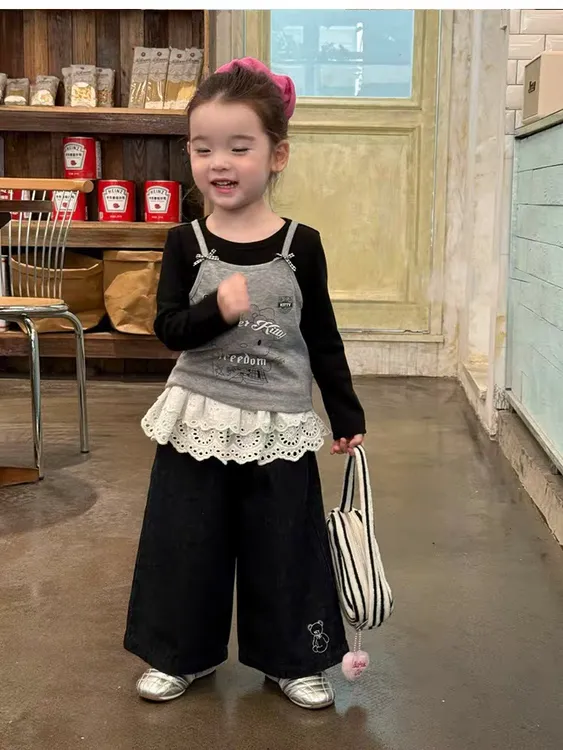 女童秋季新款韩版卡通KT猫吊带上衣长袖打底两件套百搭休闲裤套装