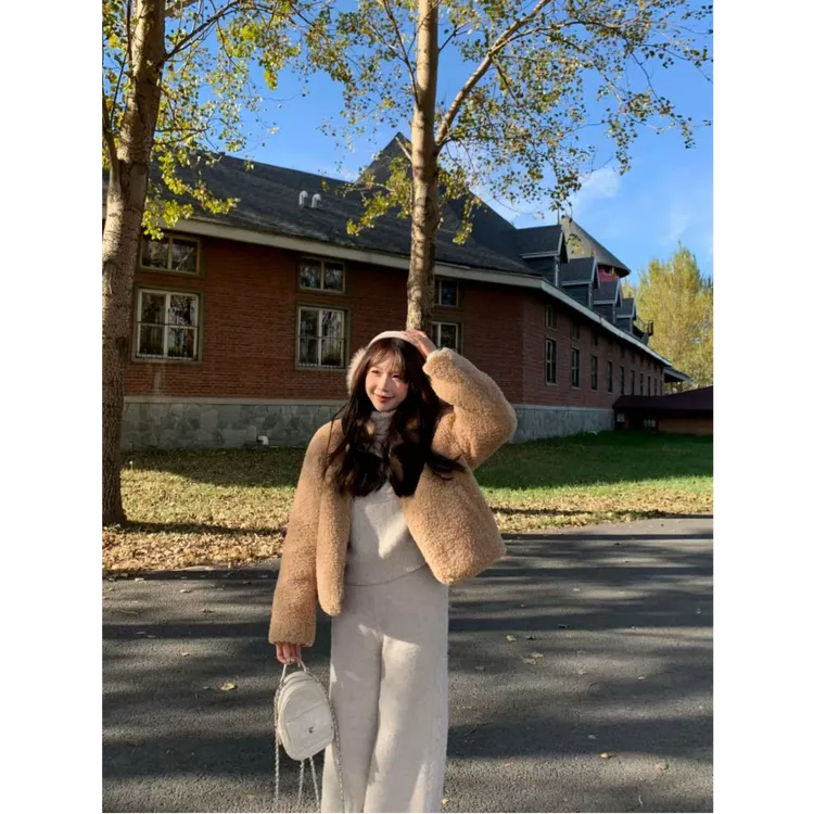 【现货】YOMI小个子【暖冬巴克斯】立领卷卷毛绒外套长袖外套女冬季