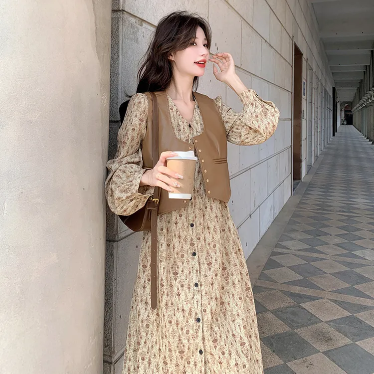 D早秋款高级法式碎花连衣裙时尚马甲茶歇长袖开衫裙美拉德穿搭潮