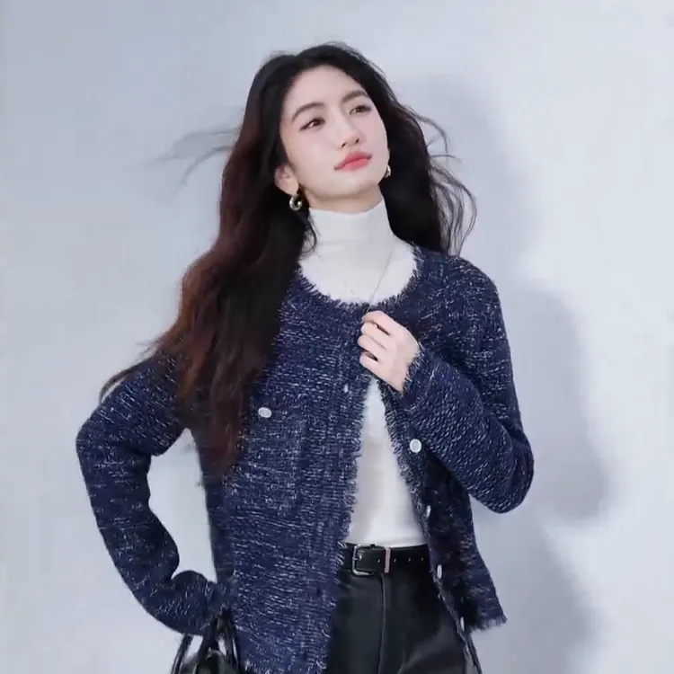 OSA/欧莎 小香风撞色边外套女圆领小个子秋冬短上衣S125C16055