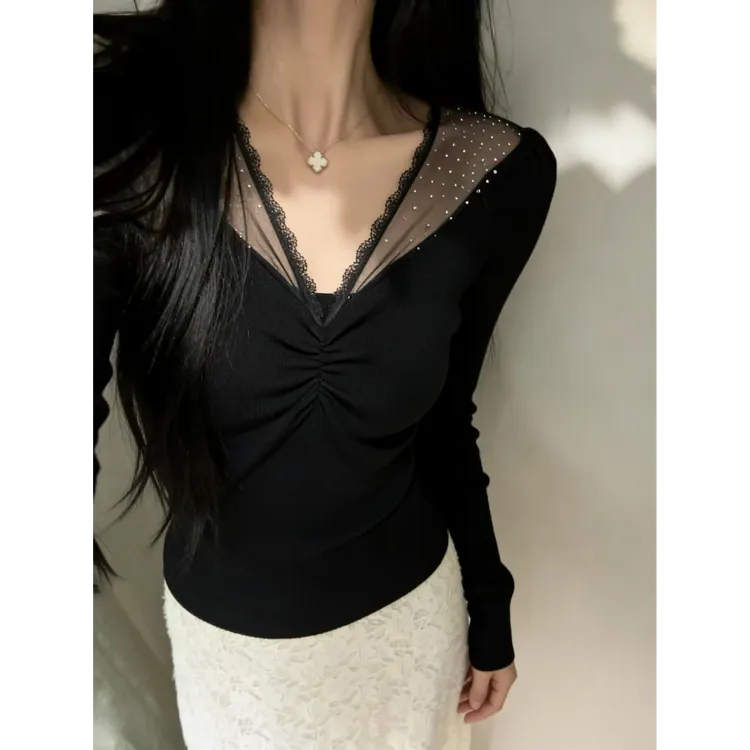 蕾丝网纱烫钻拼接V领针织衫上衣女秋冬纯欲修身显瘦长袖套头毛衣