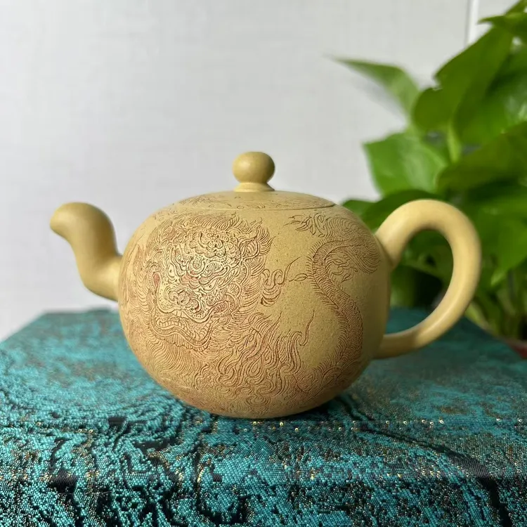 宜兴紫砂涂山刻绘一粒珠