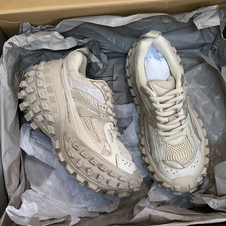 莆田做旧巴黎轮胎老爹鞋男女款春季新款增高厚底运动情侣休闲鞋