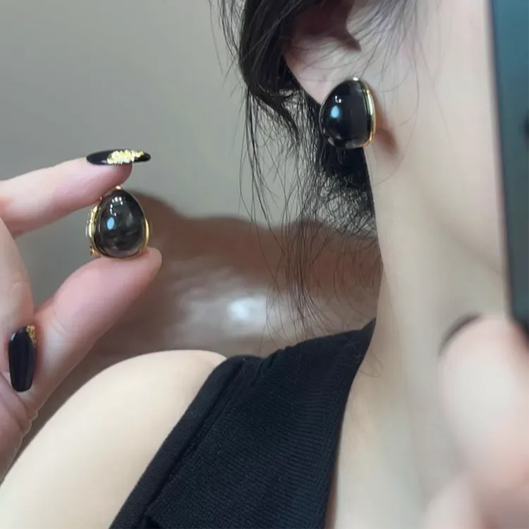 合金耳饰 法式小众黑色水滴耳环女时尚气质个性高级感耳扣耳饰品