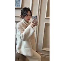 syna希娜『素格方笺』 西班牙进口羊毛革圆领阔版方块格纹短外套