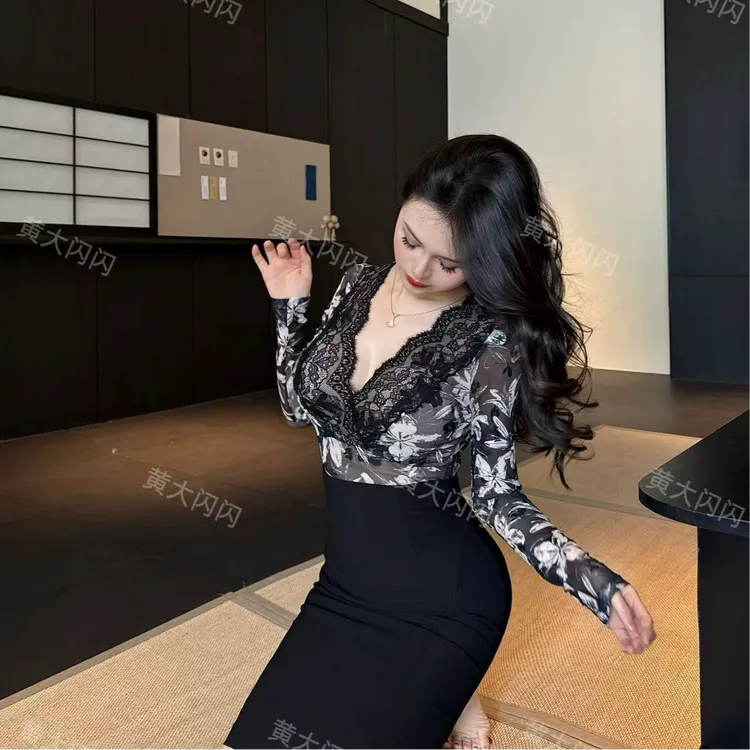 【新店请到黄大闪闪女装店1号】显瘦气质修身定制性感上衣SSQ6850