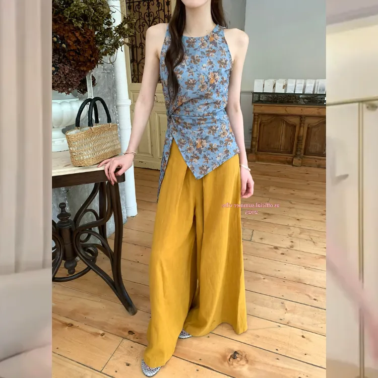 蓝色碎花印花设计感系带无袖背心+高腰垂感阔腿裤两件套套装