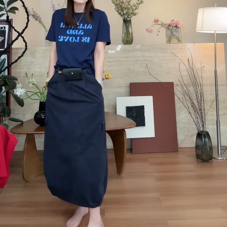 2025春夏新款百搭显瘦气质上衣+休闲半身裙LK2502436