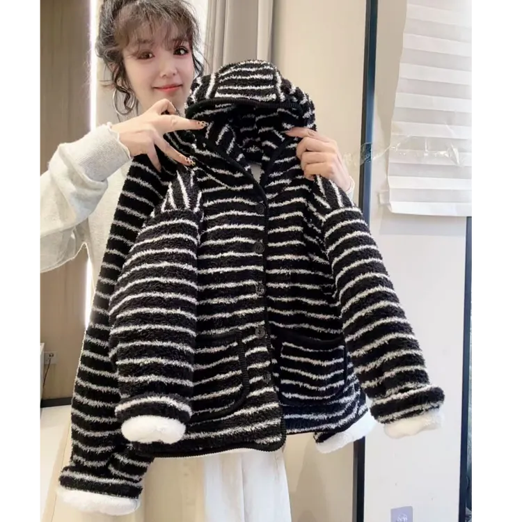 【现货】男女童三层加厚睡衣套装条纹带帽软糯保暖一件过冬家居服