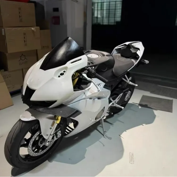 RCR张雪500RR改火刃油箱罩火刃前脸车头驼峰