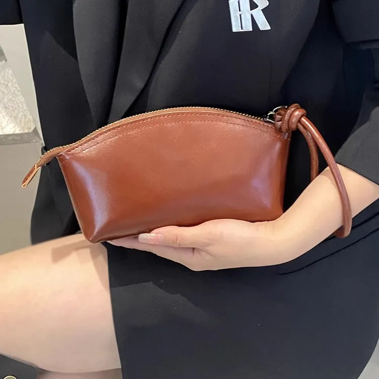 【冬季上新】手机包新款植鞣简约散步小包手腕零钱包手拿包韩版百搭