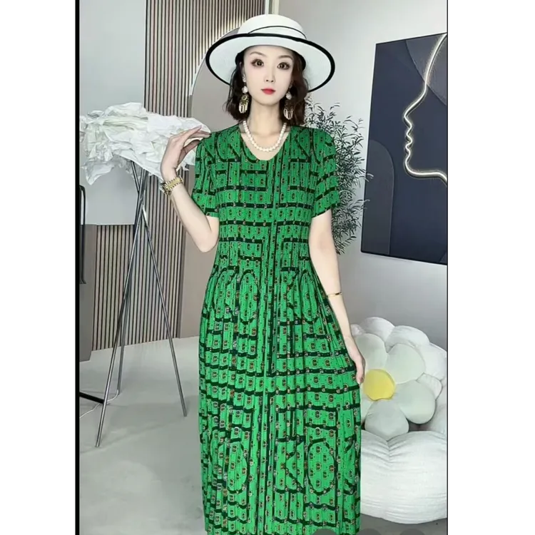 【06】民族风大摆裙秋季长裙镂空连衣裙中长款大码女装时尚