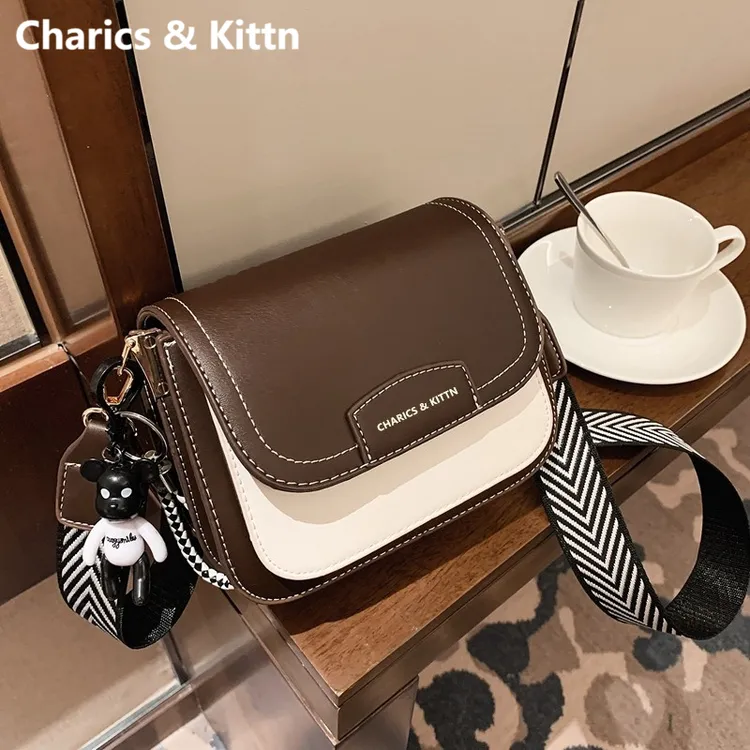 CHARICS&KITTN女包包轻奢品牌2025新款真皮斜挎今年流行宽带小包