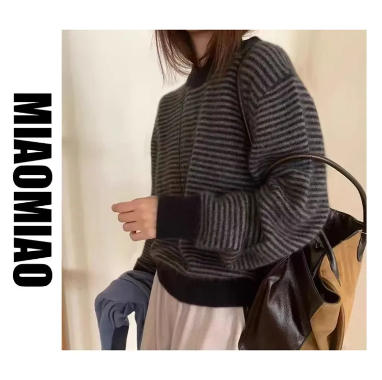 【大码】圆领细条纹」慵懒风~圆领套头毛衣秋季宽松显瘦休闲上衣5097