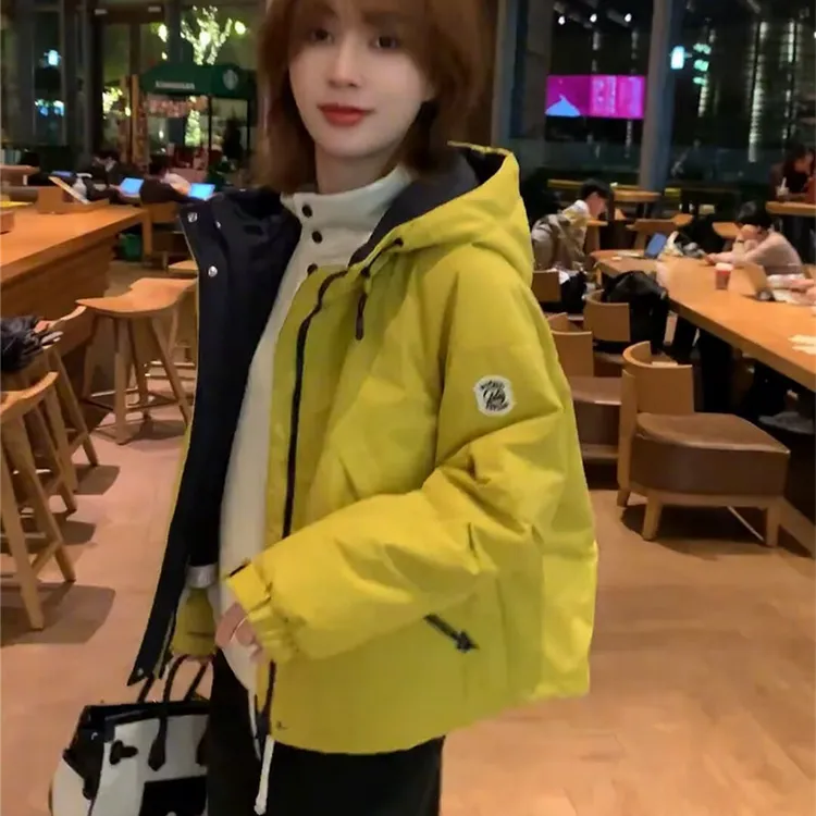 加绒加厚短款外套女2025冬季新款小个子休闲宽松保暖设计感冲锋衣