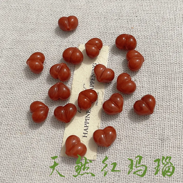 【薄荷】毕业级天然红玛瑙屁桃爱心 宽度约：13mm 半肉红玛瑙 一个装