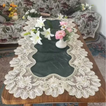 ZN120-13意大利绒【60*120】祖母绿意大利绒加毛巾绣花边桌布