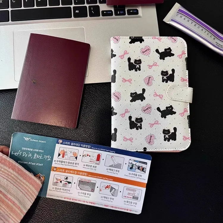 可爱蝴蝶猫咪护照夹机票收纳包卡包皮质证件袋卡通多功能便携旅行