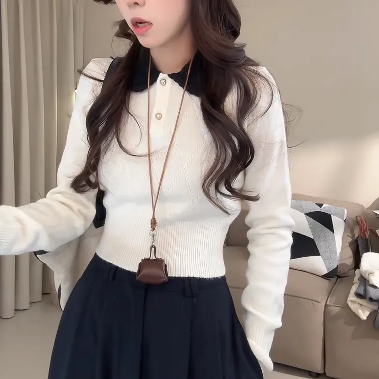 2025秋款撞色菱形格纹翻领针织衫气质百搭长袖套头毛衣LK2507635