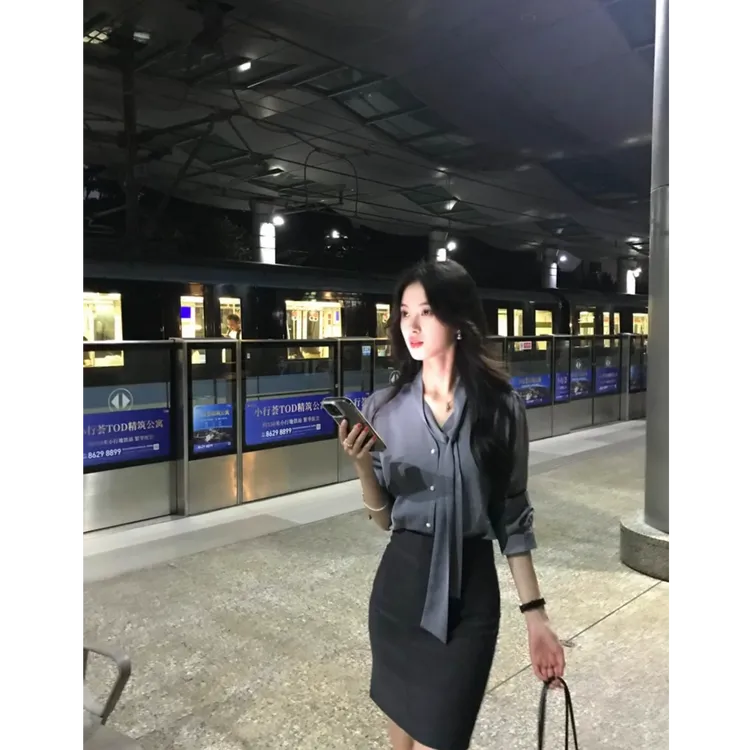 纯欲高智感松弛气质飘带长袖衬衫上衣女通勤包臀裙修身显瘦两件套