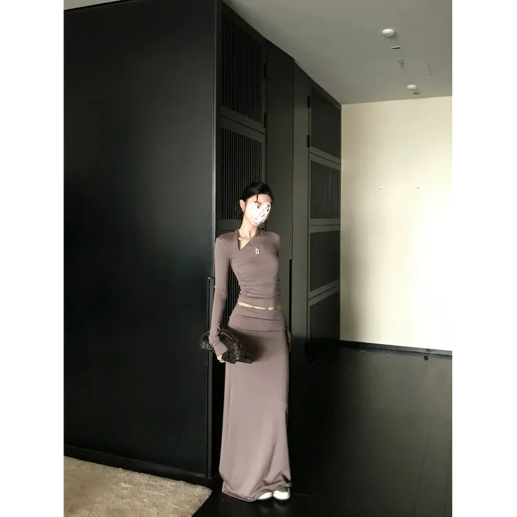 【Lu系美学实力纸片组】不对称斜肩T恤上衣+半身裙两件套装D921