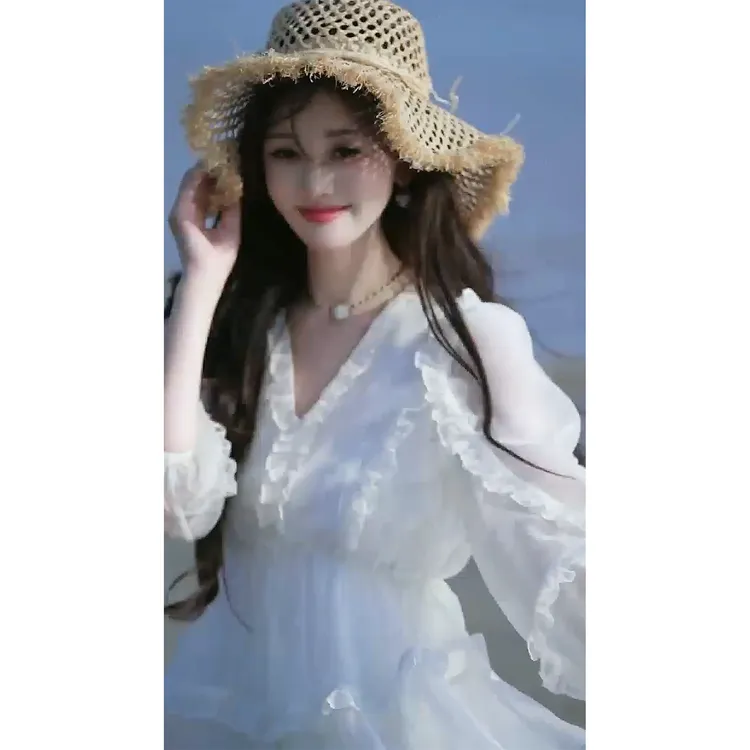 2025夏季休闲蕾丝拼接荷叶边时尚套装 防嗮上衣+短裤休闲两件套