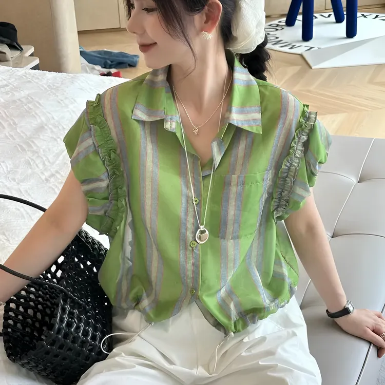 高端欧货夏季新款独特别致木耳边拼接无袖翻领绿色条纹衬衫上衣女