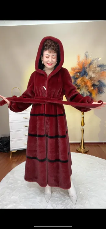 52015茹克亚保暖长款豹纹冬季连帽女短外套时尚带帽轻奢风衣百搭