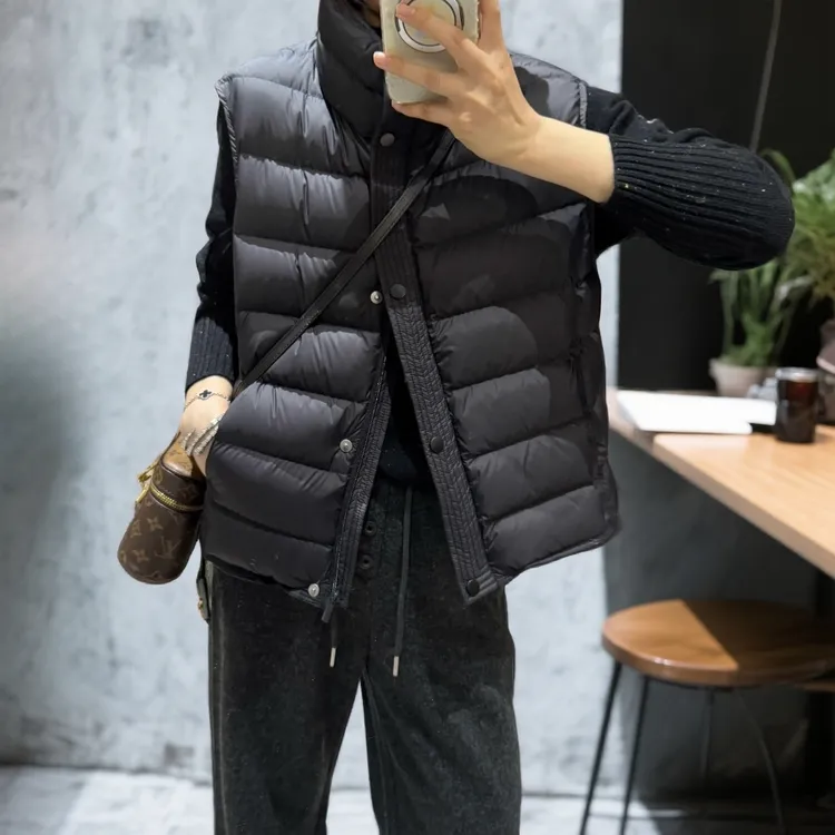 宿慕SUMU立领羽绒马甲90%白鸭绒马夹背心2025冬时尚休闲女装66636