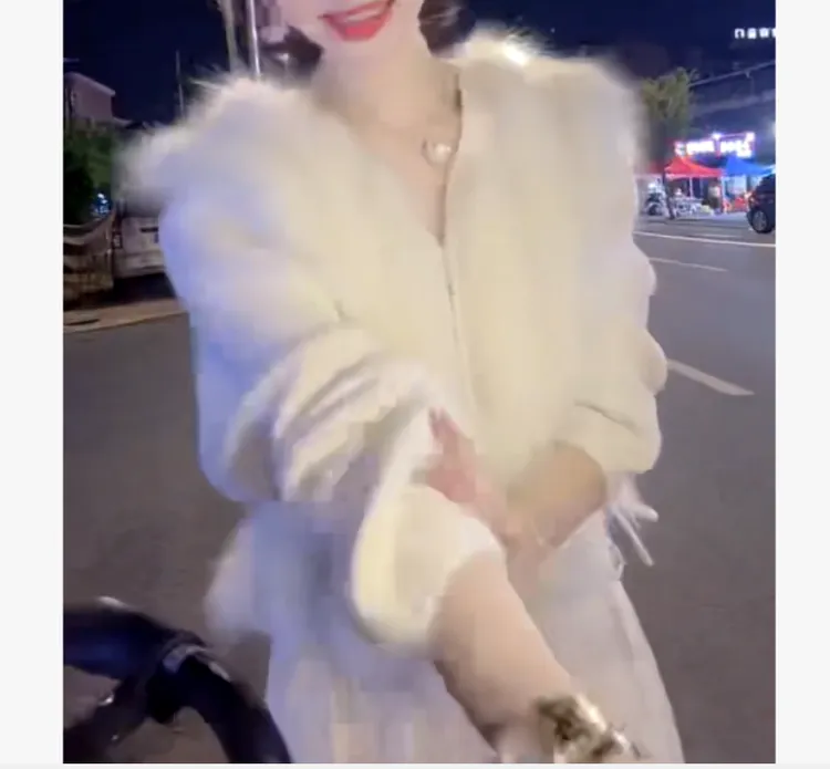 2025早秋时尚潮流百搭精品女装YWR019