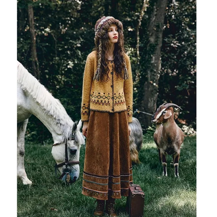 Y1573#秋季2025新款复古圆领黄色花纱毛衫a字大摆半身裙两件套