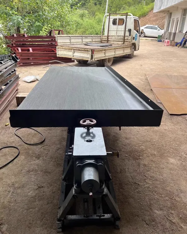 选矿设备6S选矿摇床重力分选设备细粒矿精选回收率高淘金铜钨锡水洗摇床厂