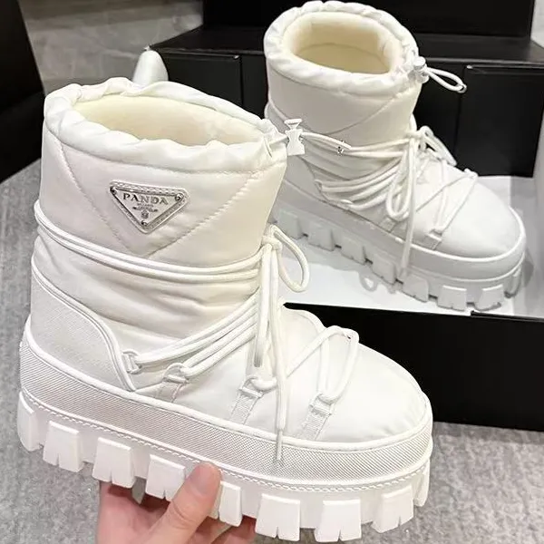 婉君【雪地靴】2025秋冬新款时尚经典休闲厚底靴LWJ25D4S3396