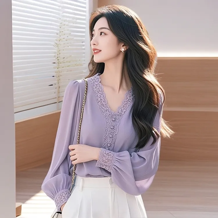 法式高级感气质v领蕾丝长袖衬衫女秋季新款洋气独特超好看小上衣