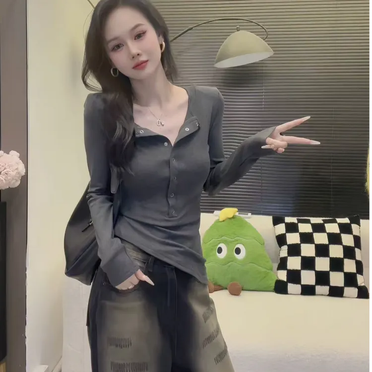 【DXJ家定制】辣妹风性感V领T恤女2025秋冬新款百搭打底衫加绒上衣