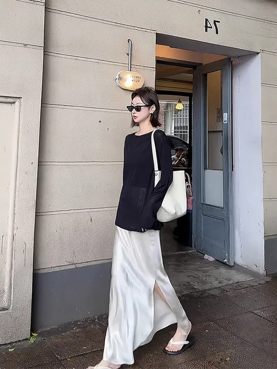 复古醋酸缎面半身裙女2025新款早秋季高腰显瘦修身开叉包臀a字裙