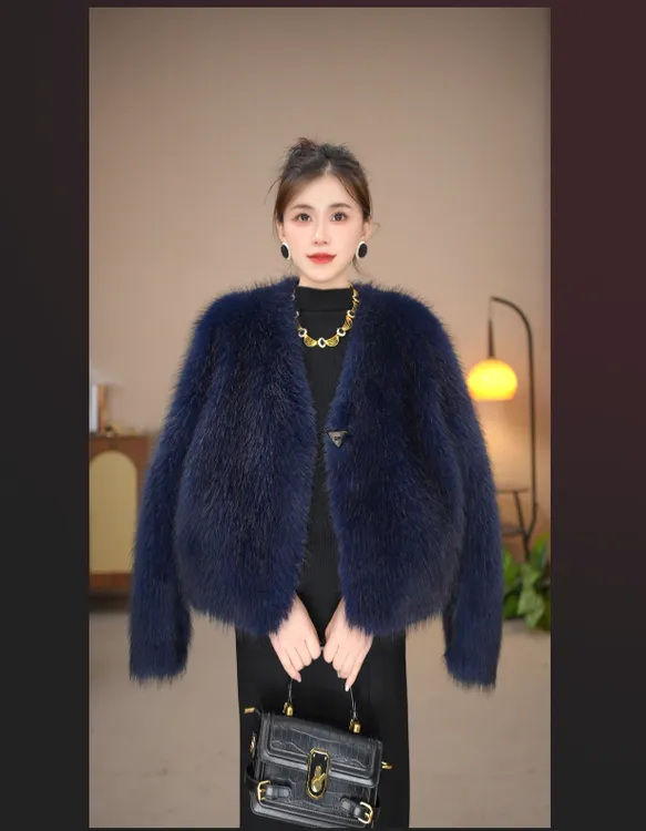 【专柜品质】纽扣厚款常规V领短款中老年女装小香风女士短外套9817