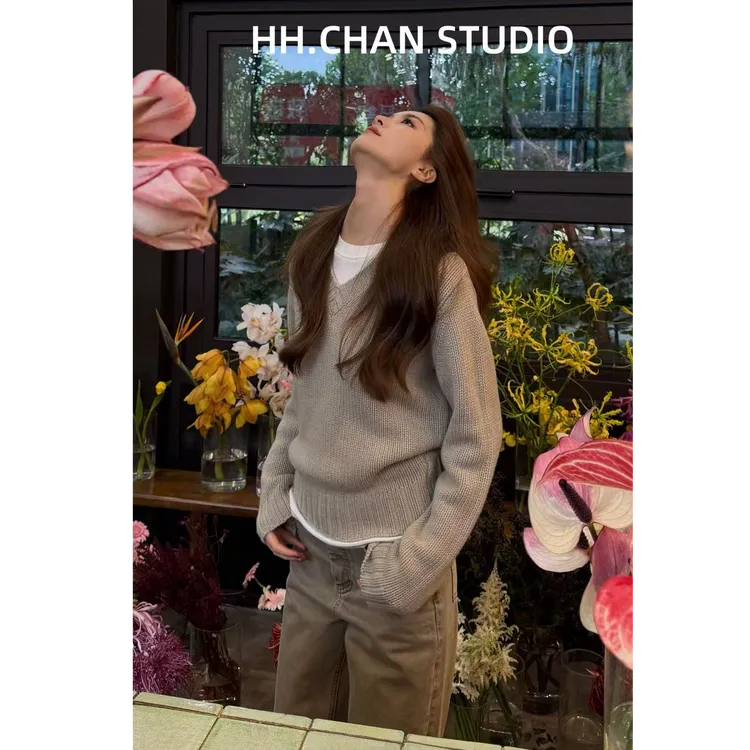 HH.CHAN“高级V”100%绵羊毛特调灰绿V领气质针织毛衣HH53G38805