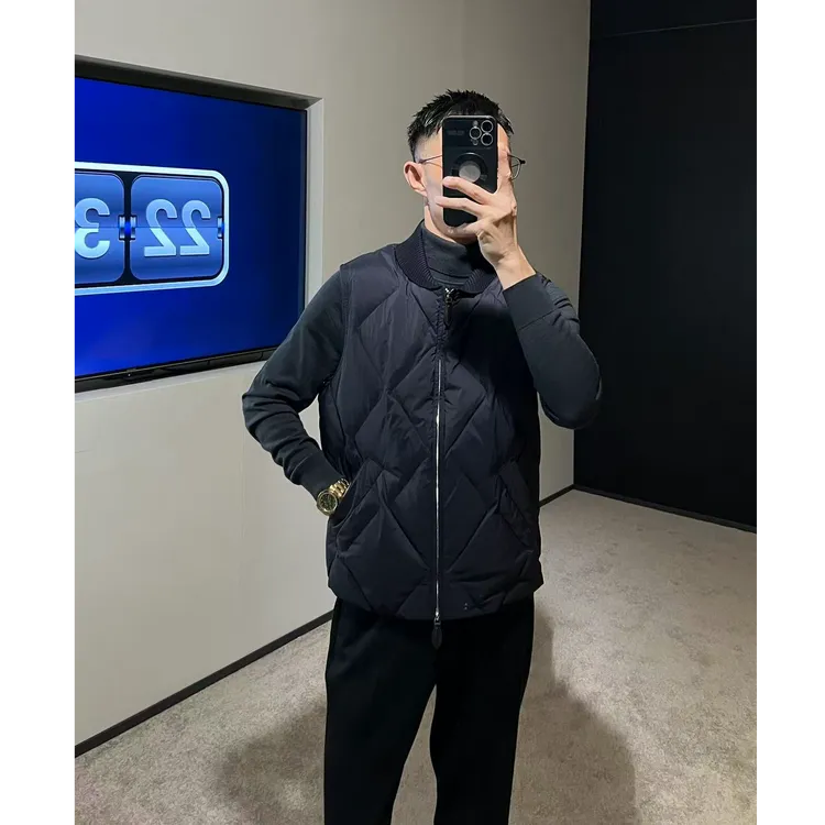 【轻盈保暖】25秋冬 BU*T极简绗线翻领7D直充鹅绒羽绒休闲马甲男士