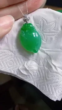 定制翡翠18K金镶嵌瓜