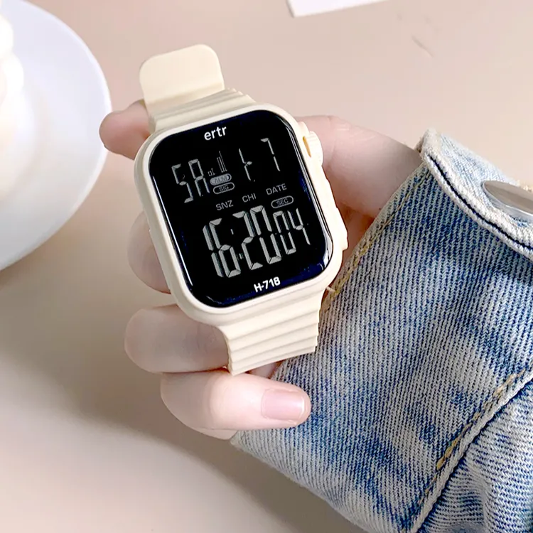 初中生方形电子手表防水运动多功能可定闹钟简约潮流高颜值