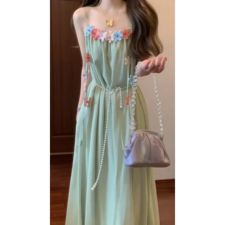 拍照巨美超仙度假风立体花朵装饰吊带连衣裙绝美海边旅游长裙9585