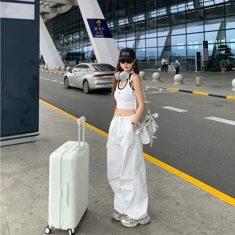 2025夏季新款时尚套装气质显瘦吊带洋气休闲百搭性感辣妹长裤防晒