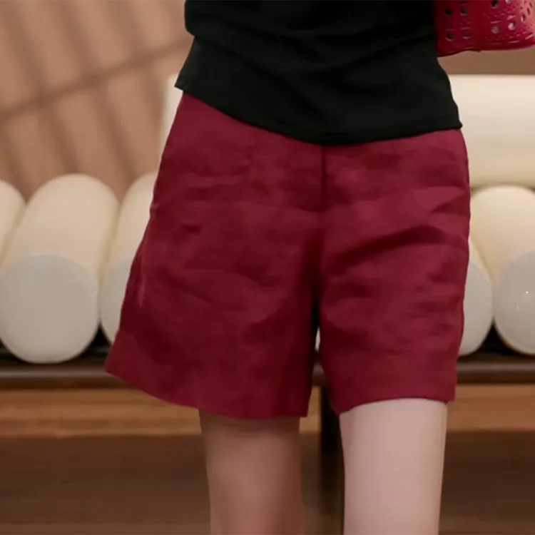 2025外穿"海岸小岛"夏季女款简约百搭纯色短裤时尚复古红色宽松