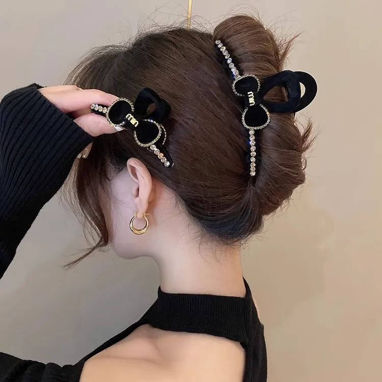 气质轻奢高档水钻丝绒蝴蝶结抓夹女后脑勺盘发夹精致鲨鱼夹子发女