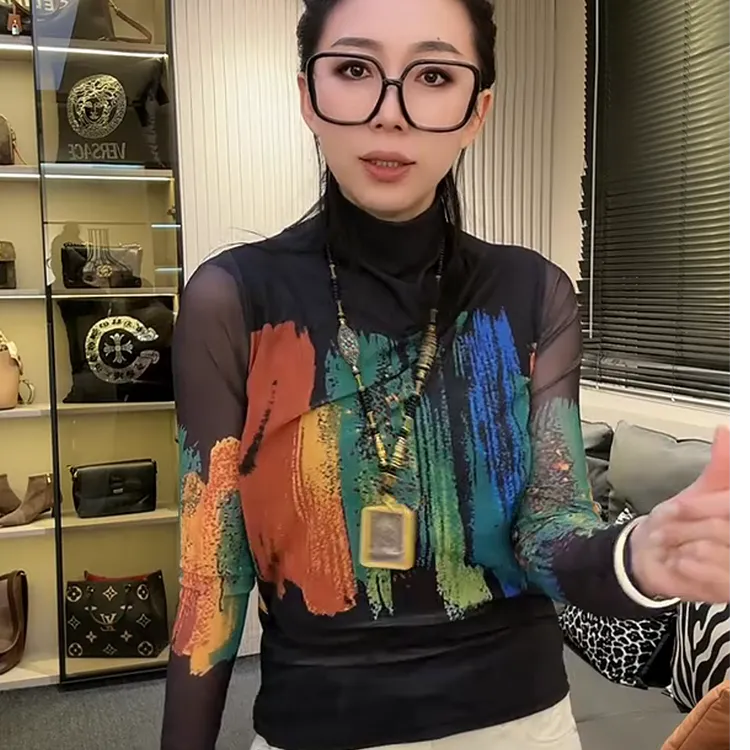 新款百搭撞色花长袖衫