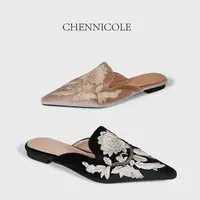 【陳妮可nicole】新中式  穆勒尖头 1CM国风刺绣单鞋平底穆勒鞋秋季