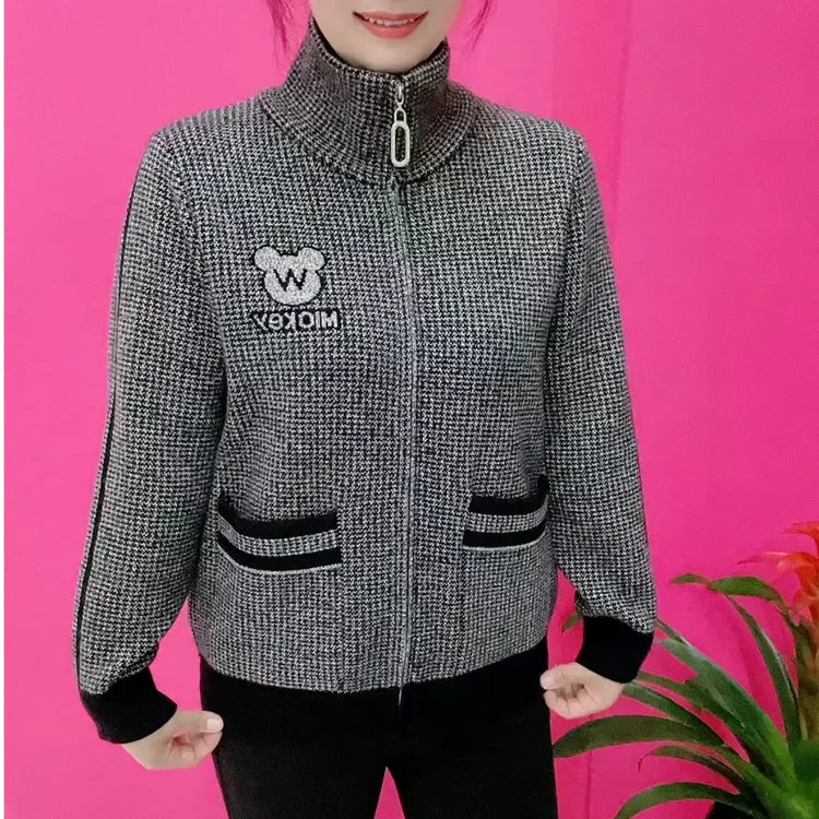 2025年秋气质休闲风中年女士针织衫大码纯色翻领拉链双兜开衫毛衣