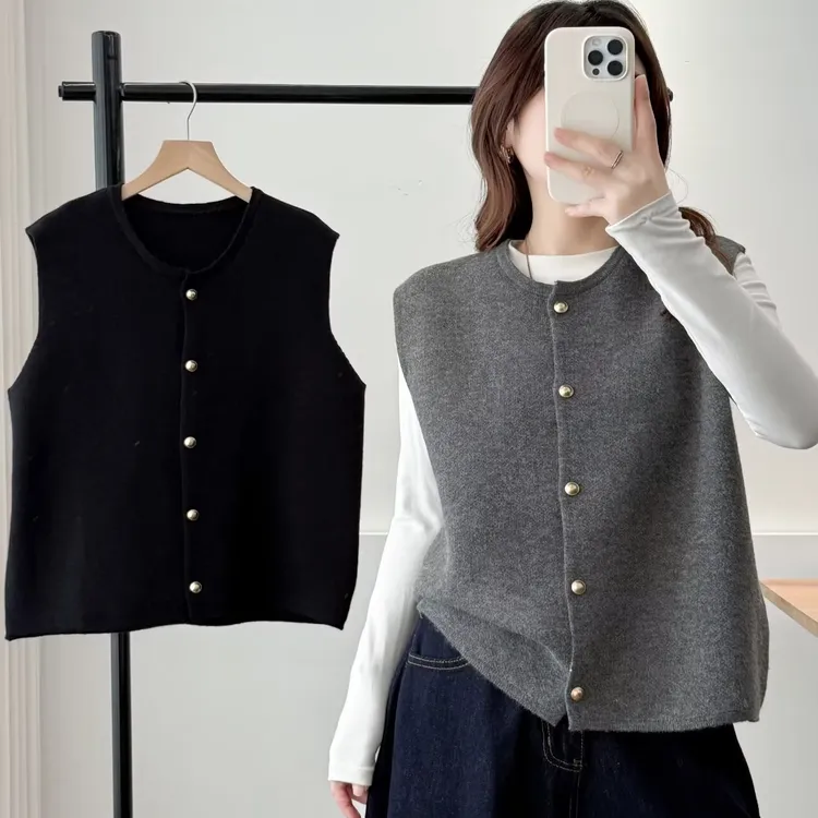 微胖MM秋冬新款纯色圆领马甲开衫女大码宽松百搭纽扣马夹无袖坎肩