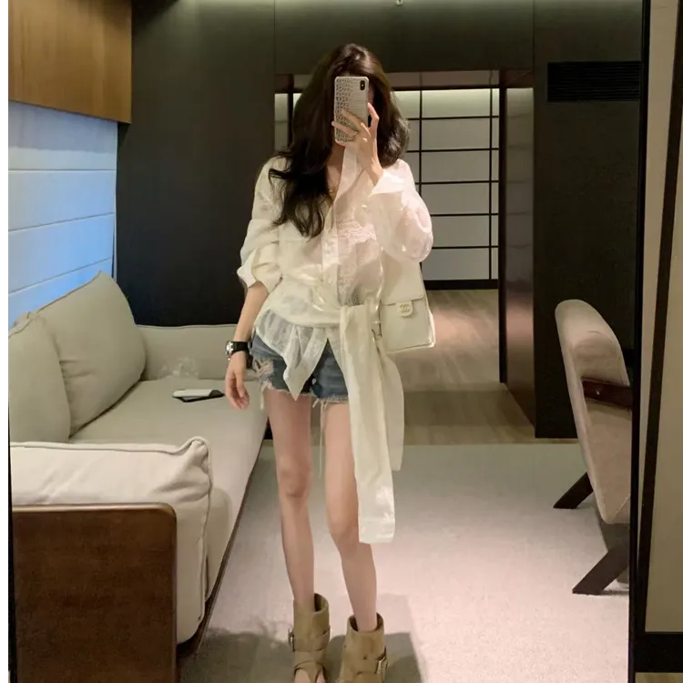 仙女风POLO领白色气质法式衬衫刺绣设计感洋气休闲百搭辣妹短裤女